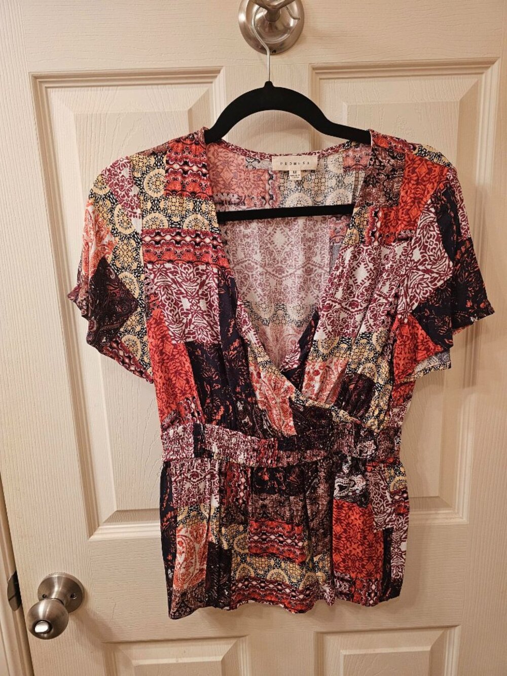NWOT Promesa Medium Orange Multi-Colored Blouse w / Elastic Waist